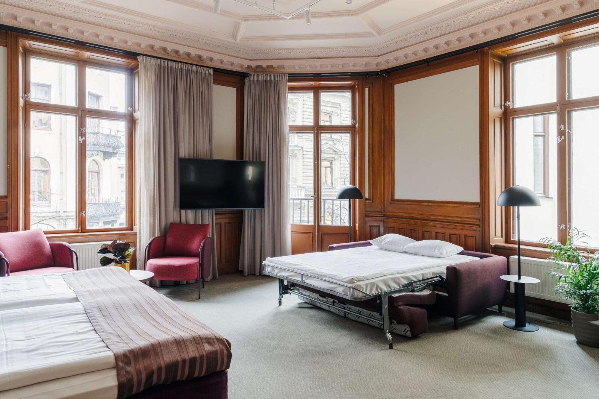 Junior Suite,1649951181:JPEG